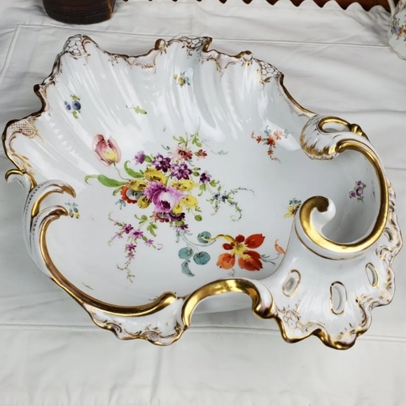 DRESDEN SCALLOP SERVING Dish BOWL Floral RICHARD KLEMM HP  Clam Oyster SHELL - Picture 3 of 16